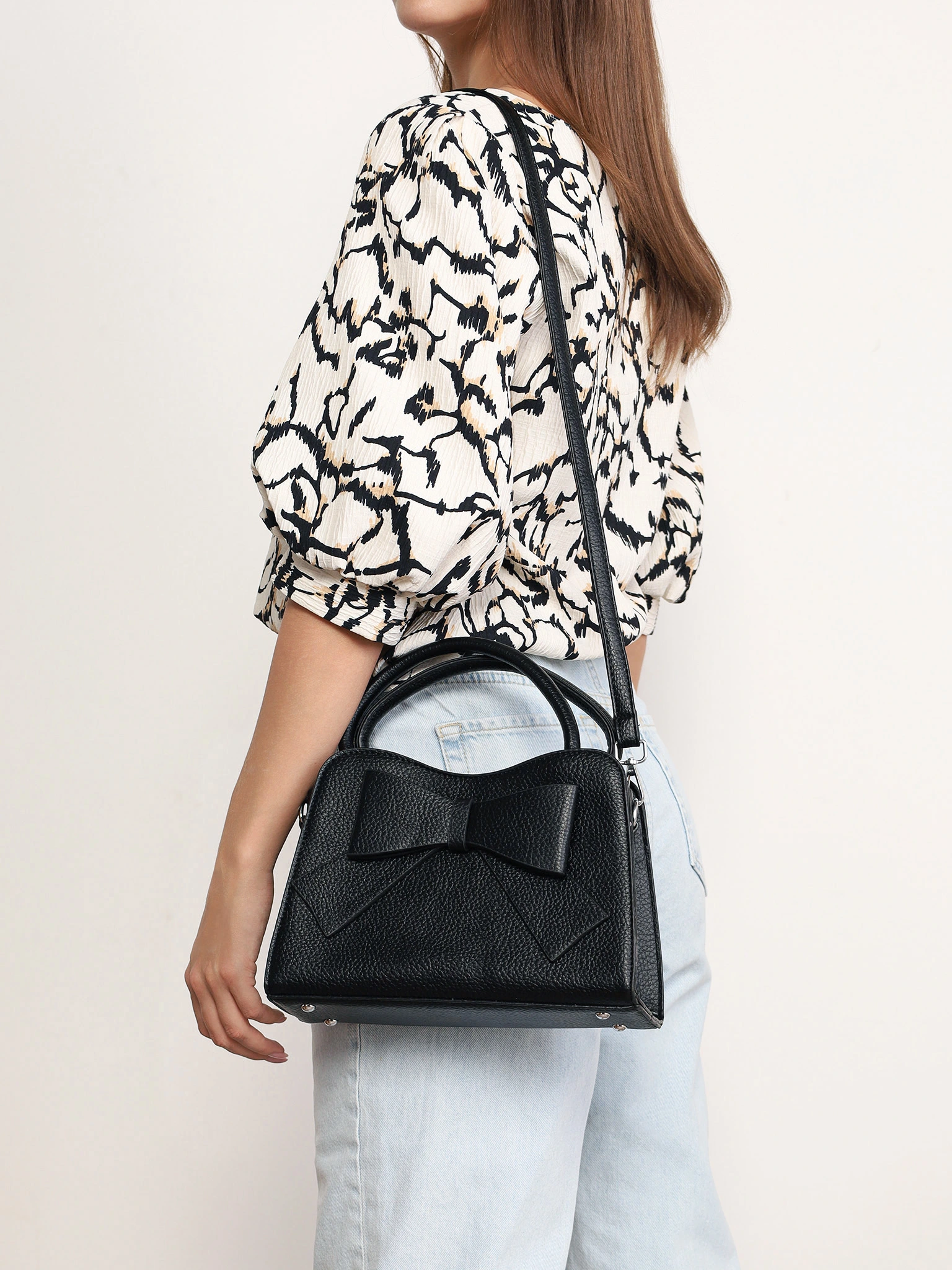 Сумка-тоут с бантом в ассортименте